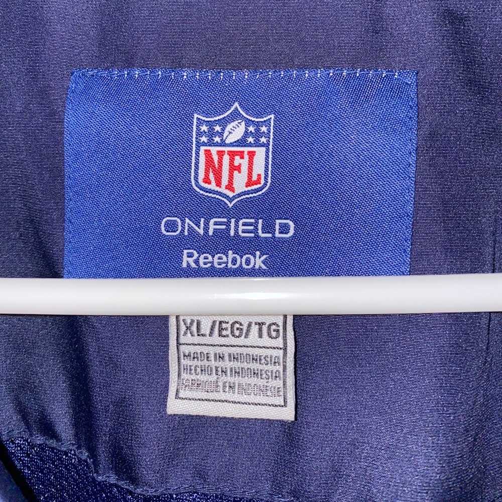 NFL Denver Broncos Windbreaker - Picture 4 of 7